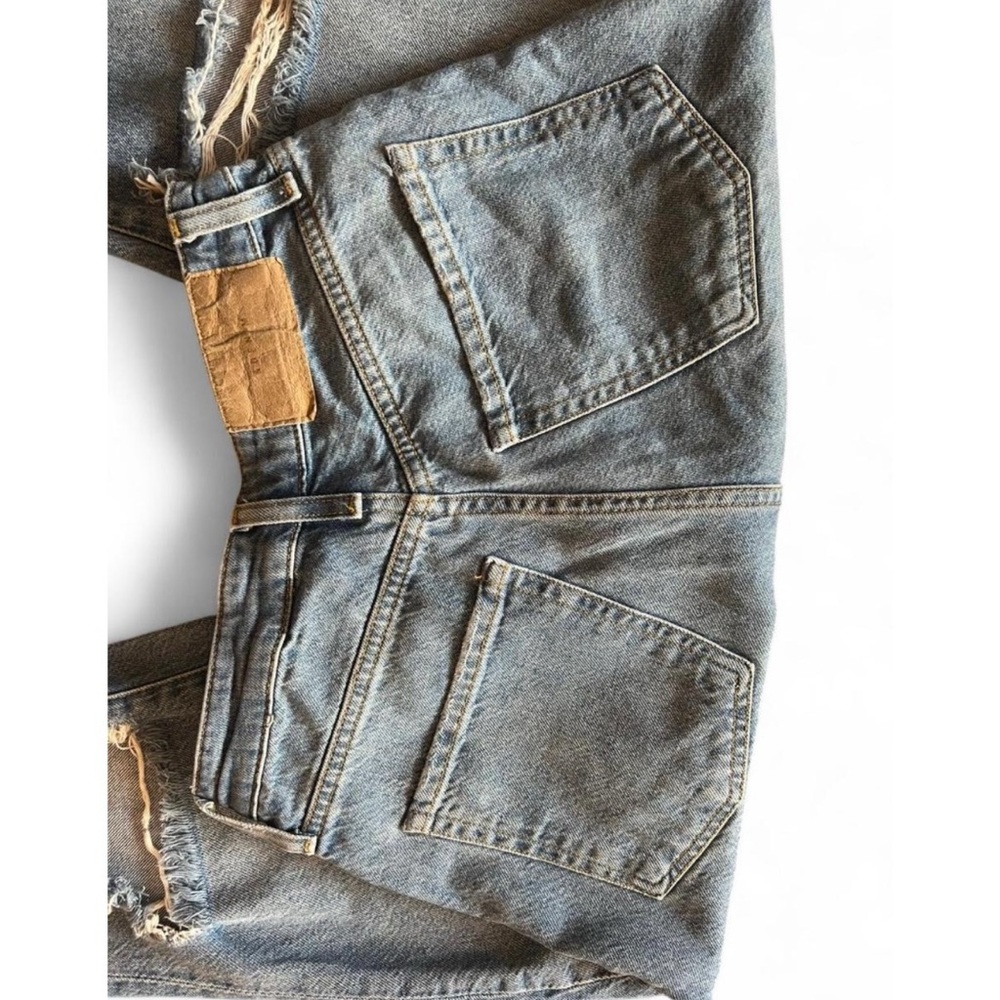 H&M Mom Jeans w/ Ultra High Waist - Picture 3 of 5